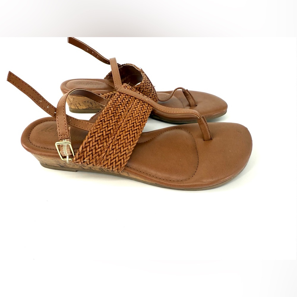 Girls Casual Brown Woven Sandals with Ankle Strap